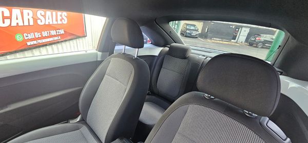 Volkswagen Beetle Automatic 361086657