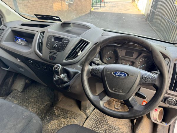 Ford Transit 2018 361088780