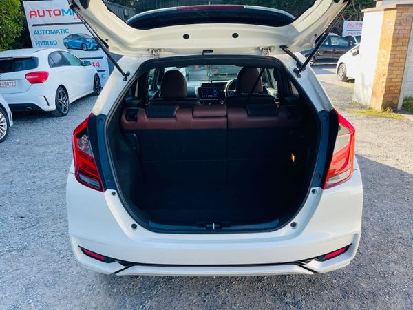 HONDA FIT 2017 PREMIUM LEATHER LOW MILES 361099634