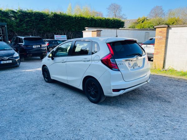 HONDA FIT 2017 PREMIUM LEATHER LOW MILES 361099642
