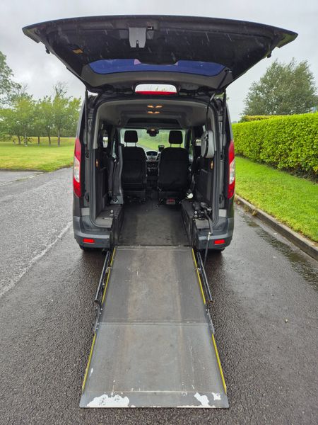 Ford Tourneo Connect Automatic wheelchair accessi 361099749