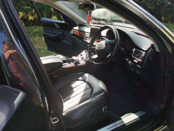 Audi A8 2011 3. 0 TDI AUTO LOW TAX BRAKE 361091998