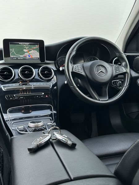 Mercedes-Benz C220d AMG Styling *LowMls 361115163