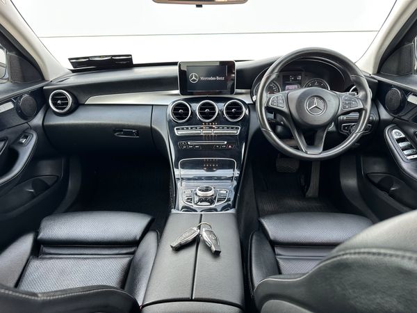 Mercedes-Benz C220d AMG Styling *LowMls 361115191