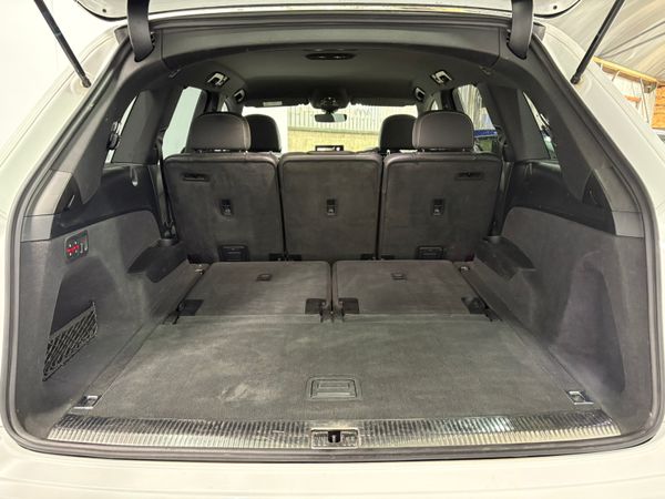 18 Audi Q7 S-Line 3.0 TDi Quattro 7 Seats 361147565