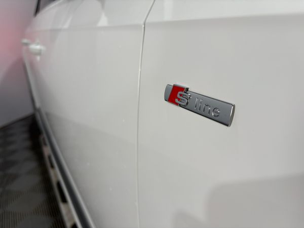 18 Audi Q7 S-Line 3.0 TDi Quattro 7 Seats 361147562