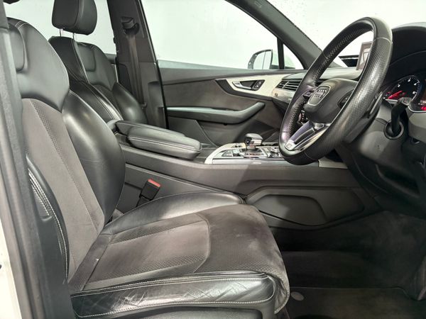 18 Audi Q7 S-Line 3.0 TDi Quattro 7 Seats 361147573