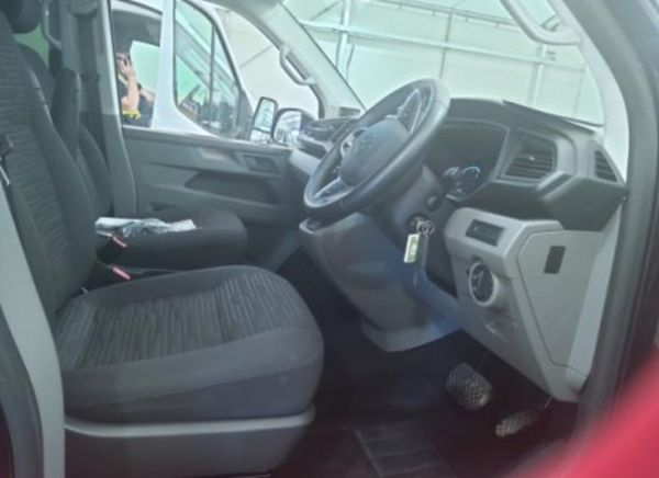 Volkswagen Transporter 2022 361151620