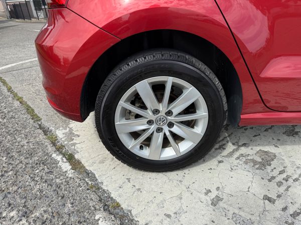 Volkswagen polo 2016 Auto 361152300