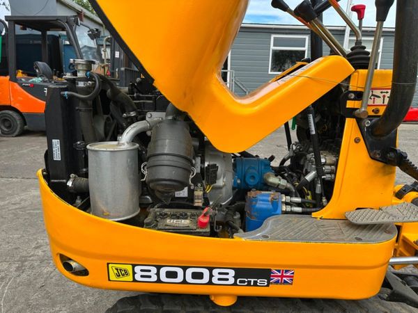JCB MICRO digger with full set of buckets and ham 361152364