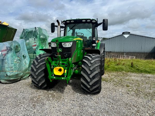 2021 John Deere 6155R 361178339
