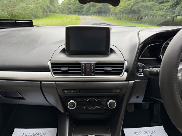 Mazda 3 Diesel Car Play 2015 361187987