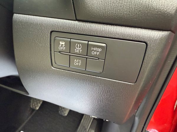 Mazda 3 Diesel Car Play 2015 361187988