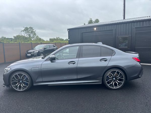 BMW 330e M-Sport Auto! 361188486