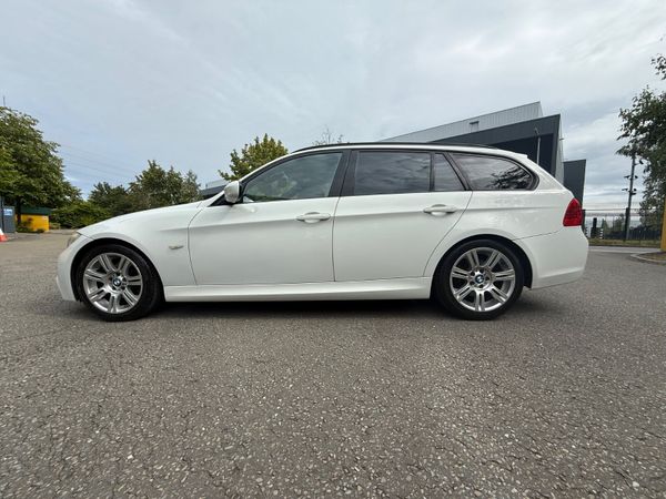 BMW 320i MSPORT Touring Automatic 361181021