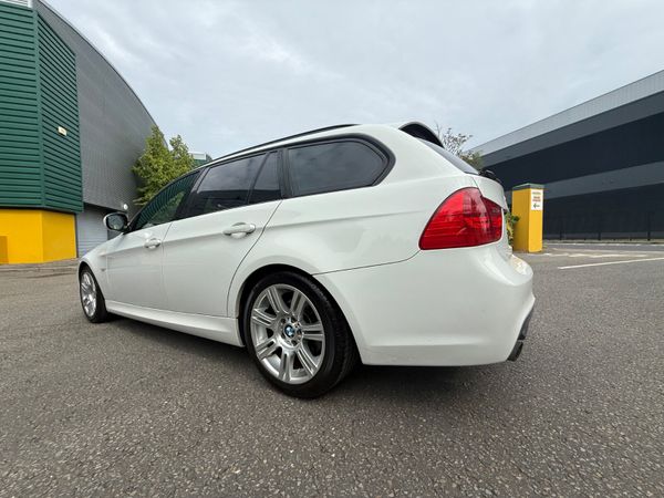 BMW 320i MSPORT Touring Automatic 361181023