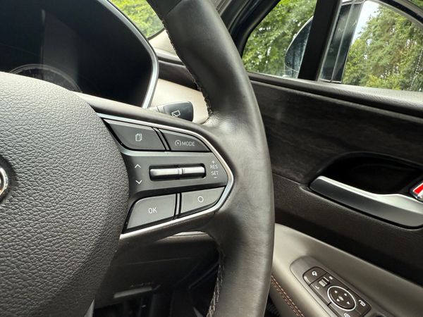 Hyundai Santa Fe 2020 4X4 7 Seat 361182549