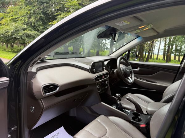 Hyundai Santa Fe 2020 4X4 7 Seat 361182574