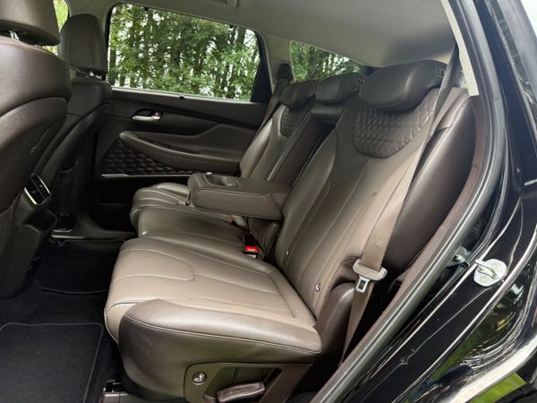 Hyundai Santa Fe 2020 4X4 7 Seat 361182573