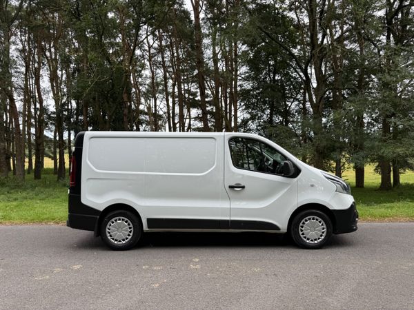 Renault Trafic 2019 SL27 Low KM 361183434