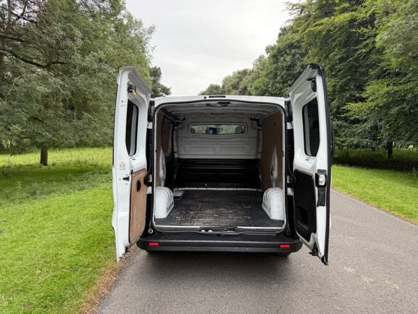 Renault Trafic 2019 SL27 Low KM 361183456