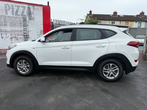 Hyundai Tucson 1.7 CRDI Comfort NCT 361236818