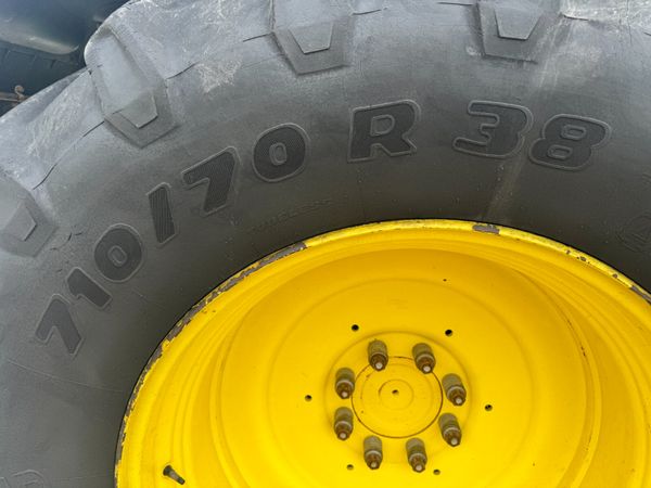 710/70x38 & 600X65X28 Trelleborg 361245009