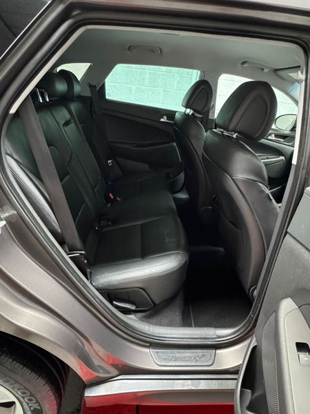 Hyundai Tucson 2017    Executive Model ! 361259852