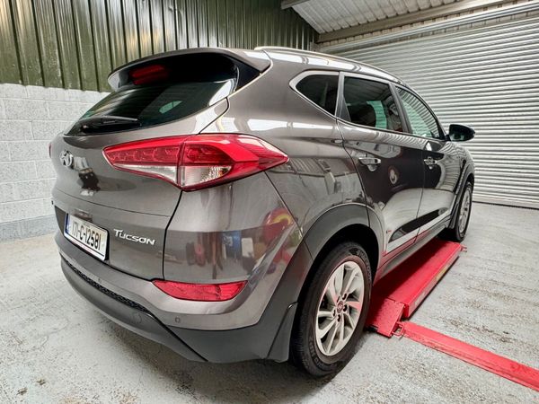 Hyundai Tucson 2017    Executive Model ! 361259904