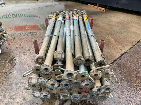 HEAVY GAUGE GALVANISED ACROW PROPS.....91c. 361272964