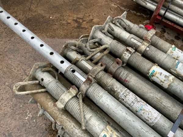 HEAVY GAUGE GALVANISED ACROW PROPS.....91c. 361272974