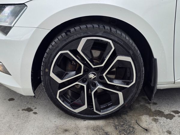 Skoda Superb 2016 2.0 150bhp Style with Sportline 361298846