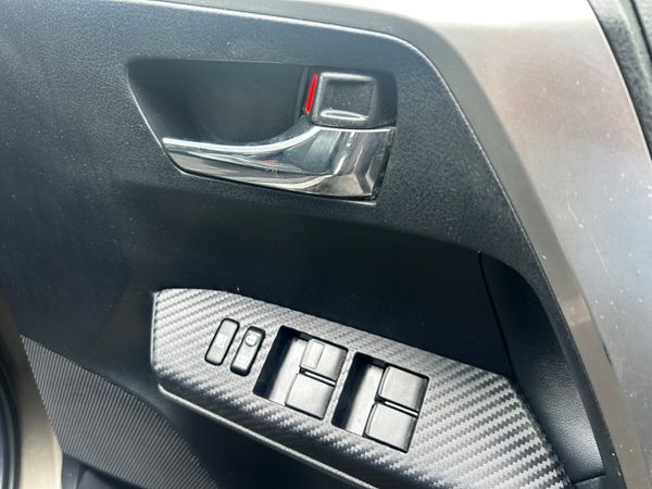 2015 TOYOTA RAV 4 2.0D4D SOL TOP SPEC 361301083