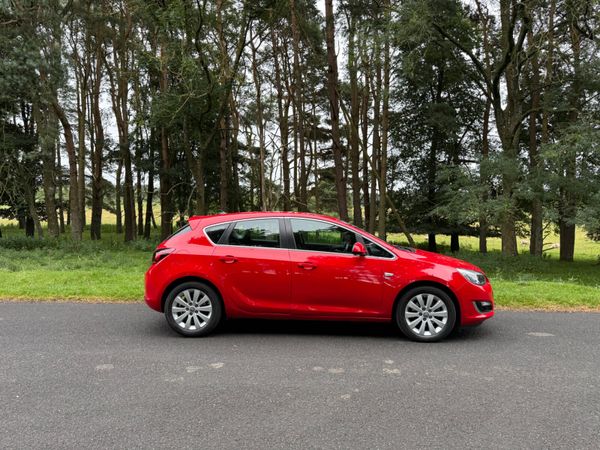 Opel Astra 2015 Diesel Automatic 361311163