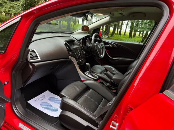 Opel Astra 2015 Diesel Automatic 361313685