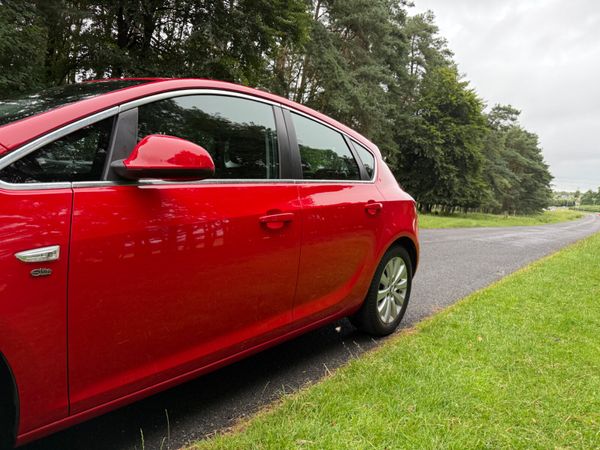Opel Astra 2015 Diesel Automatic 361313754