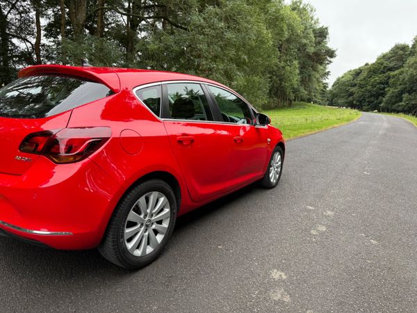 Opel Astra 2015 Diesel Automatic 361313756
