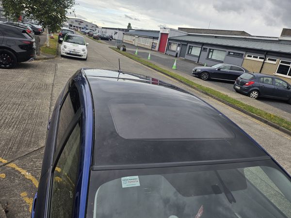 Toyota Prius 2012 1.8 Petrol Hybrid Highest Spec 361361116