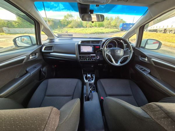 Honda Fit 2016 AUTOMATIC PETROL HYBRID 1.5L PETROL 361374941