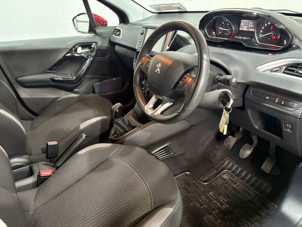 2015 Peugot 208 Active 1.0 Petrol 77,800 KM 361387212