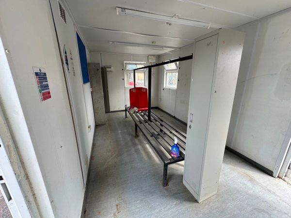 32 x 10 site office drying changing room cabin .. 361389554