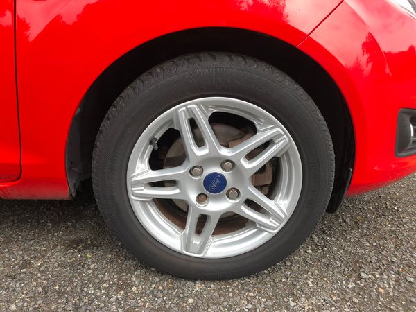 Ford Fiesta 2013 361416152
