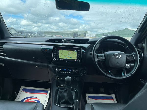 211 Toyota Hilux Invincible X Manual Beauty***** 361445356
