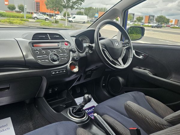 Honda Jazz PETROL MANUAL  * HIGH SPEC * NEW NCT *S 361445419