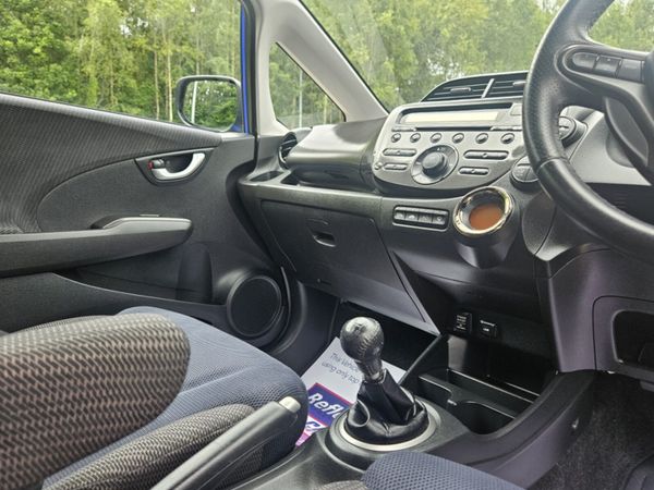 Honda Jazz PETROL MANUAL  * HIGH SPEC * NEW NCT *S 361445428