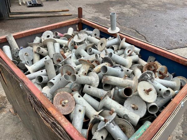 GALVANISED BOLT DOWN HANDRAIL BRACKETS. 361453499
