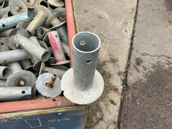 GALVANISED BOLT DOWN HANDRAIL BRACKETS. 361453505