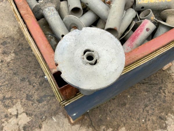 GALVANISED BOLT DOWN HANDRAIL BRACKETS. 361453507