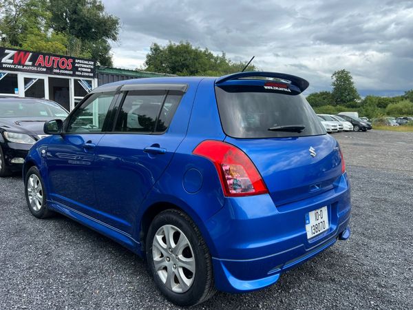 10 Suzuki Swift Autos 361475598