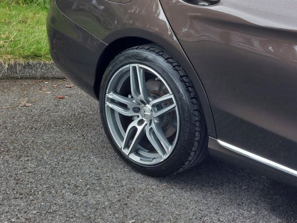 Mercedes C200 Petrol Automatic Exclusive 2016 361485794